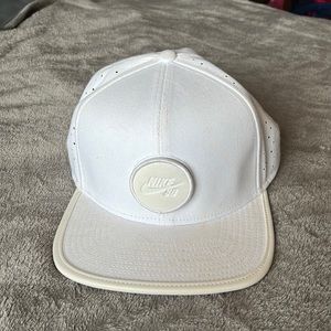 Nike SB snapback